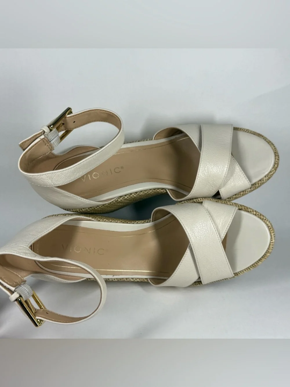 Vionic Women's Size 11 Cream‎ Leather Marina Wedge Sandals